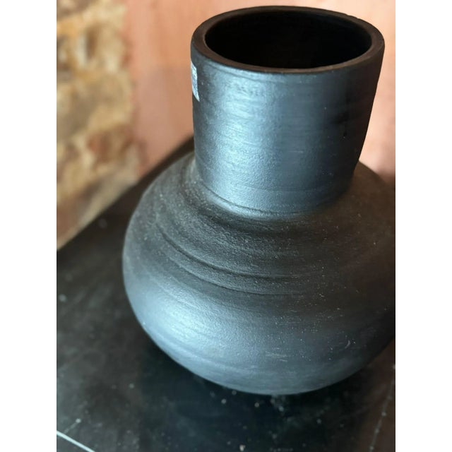 African 1990s African Kenyan Ceramic Vase – Medium Size Decorative Pot For Sale - Image 3 of 12