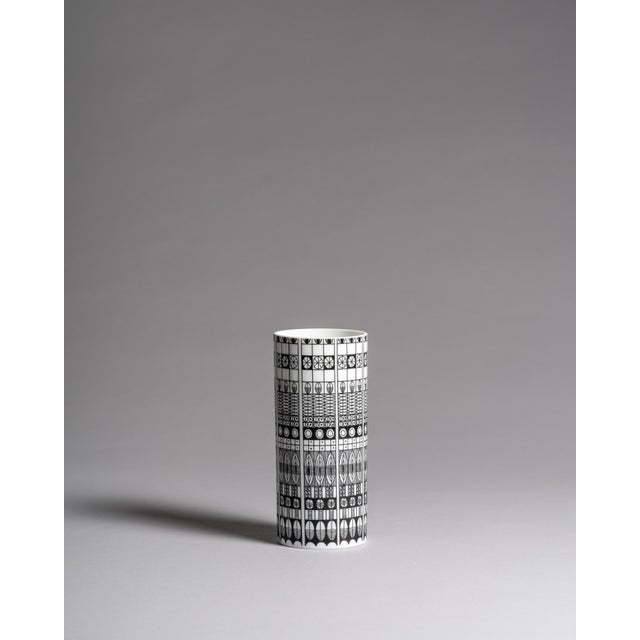 Ceramic Baumann German Graphic Porcelain Vases by Hans Theo for Rosenthal, 1960s, Set of 2 For Sale - Image 7 of 16