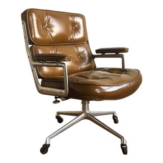 1970s Mid-Century Modern Herman Miller Eames Time Life Executive Chair For Sale