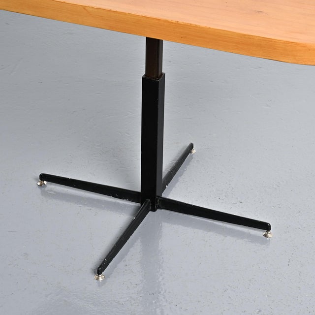 Adjustable Table by Charlotte Perriand for Les Arcs, 1975 For Sale - Image 11 of 16