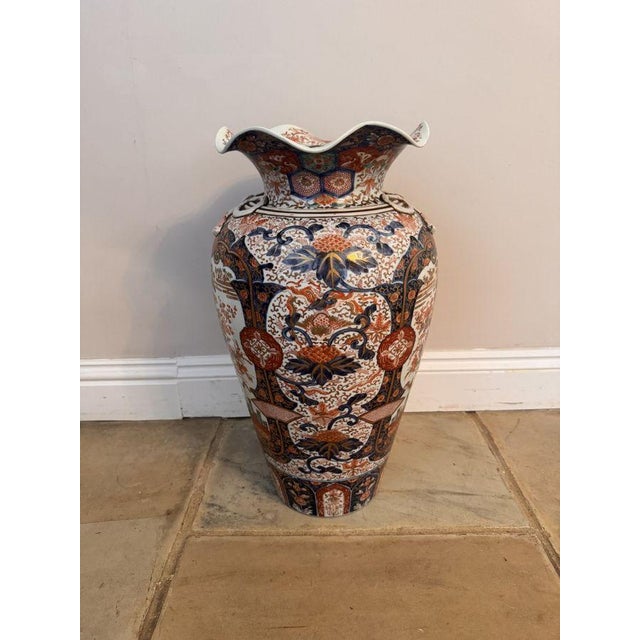 Antique Japanese Imari Floor Standing Vase, 1900 For Sale - Image 4 of 7