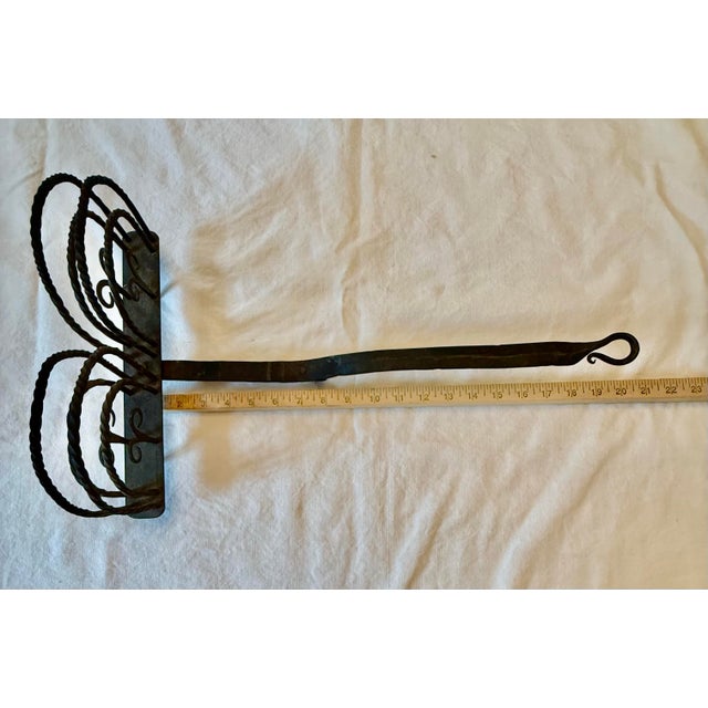 Late 18th Century American Colonial Hand-Forged Wrought Iron Rotary Toaster For Sale - Image 10 of 12