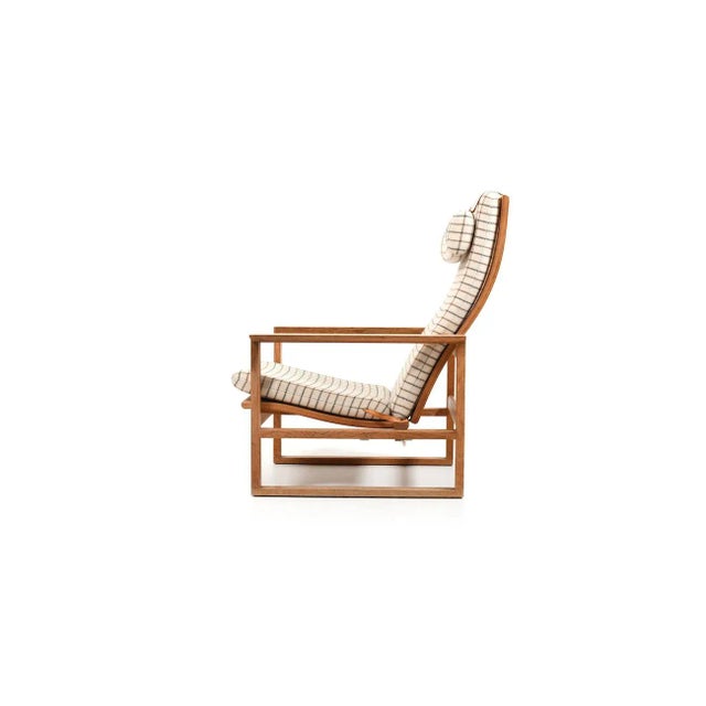 Slaedestolen / sled chair in solid oak by Børge Mogensen for Fredericia Stolefabrik 1956. Model BM-2254 high back chair...