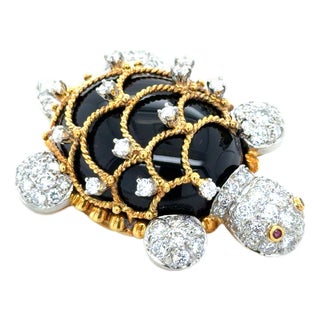 Vintage Hammerman Brothers Diamond and Onyx Turtle Brooch, 18k Gold and Platinum For Sale