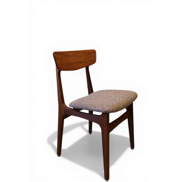 Danish Teak Chair with Seat in Bouclé by Schiønning & Elgaard for Randers Møbelfabrik, 1960s, Set of 6, in Very Good...