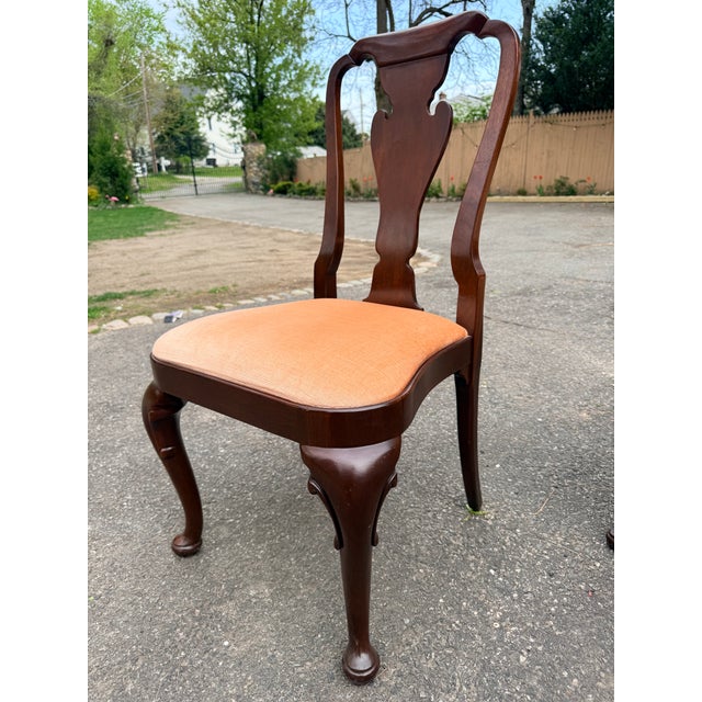 Queen Anne 1920s Set of 6 Baker Furniture Historic Charleston Queen Anne Mahogany Dining Chairs For Sale - Image 3 of 7