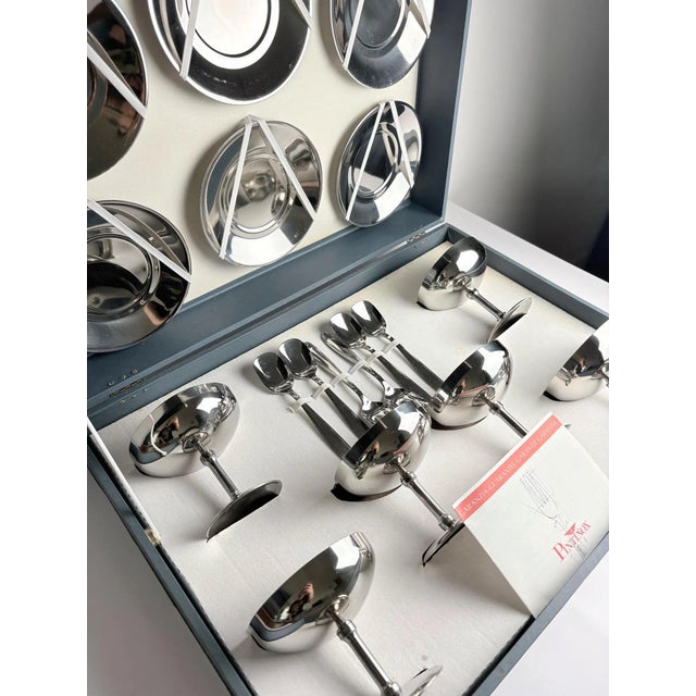 1980s Vintage Italian Stainless Steel Dessert Coupe Set, 1980s, Set of 18 For Sale - Image 5 of 8
