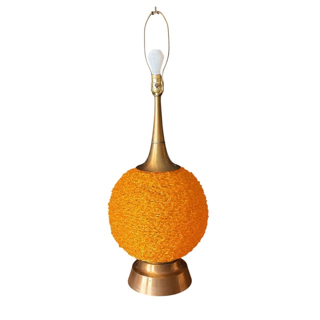 Mid-Century Modern 1970s Mid-Century Modern Lucite ‘Spaghetti’ Lamp For Sale - Image 3 of 4