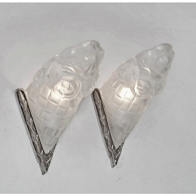 Degué wall sconces A nice pair of 1925-1930 French art deco wall sconces in nickel plated solid brass or bronze holding...