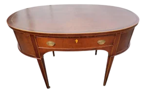 1920s English Hepplewhite Mahogany Oval Leather Top Writing Desk Inlaid & Drawer