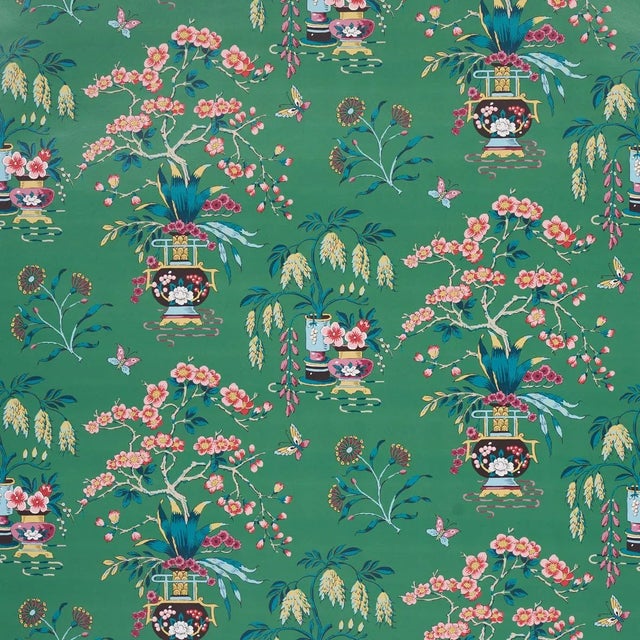 Schumacher Ming Vase Wallpaper in Jade - 10 Yards For Sale In New York - Image 6 of 6