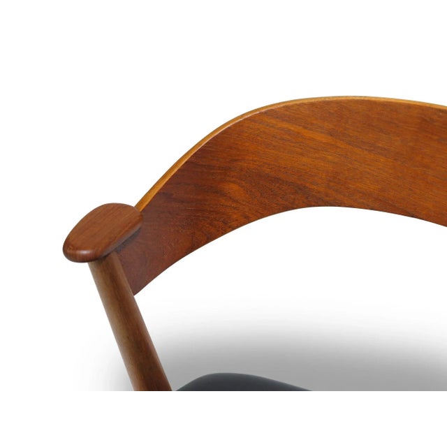 Vintage Kai Kristiansen Oak and Teak Curved Back Dining Chairs- Set of 4 For Sale In San Francisco - Image 6 of 9