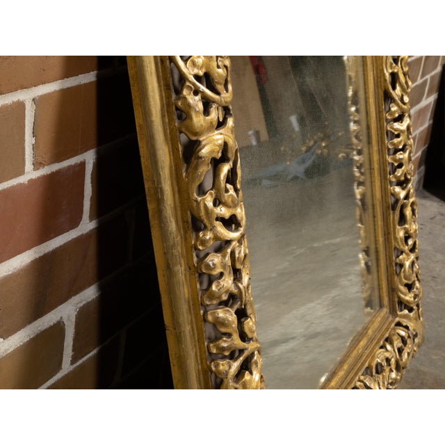 Mid 20th Century Italian 1940s Giltwood Mirror with Carved Scrolling Foliage and Acanthus Leaves For Sale - Image 5 of 8