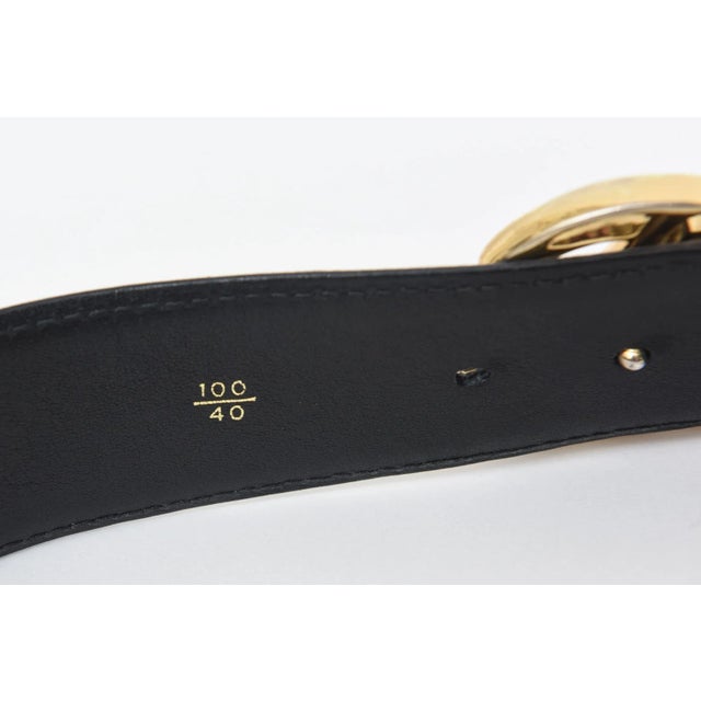 Metal Vintage Gucci Logo Wide Black Leather Belt With Gold Plated Gg's, 1980's For Sale - Image 7 of 10