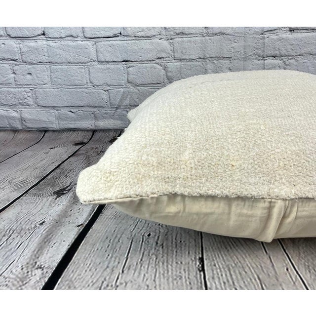 20 x 20 Hemp Pillow Turkish Cushion Natural Grayish White Pillow Cushion Cover For Sale - Image 4 of 4