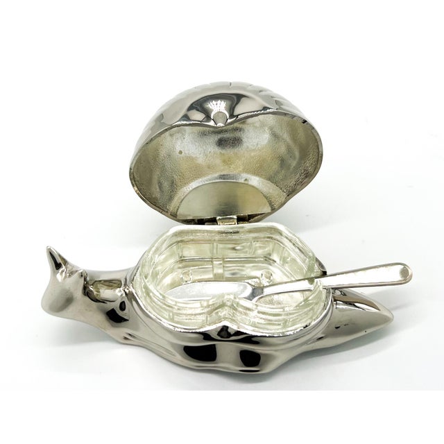 Metal Mid-Century Silver-Plated Snail Caviar/ Butter Dish With Glass Liner & Spoon – Whimsical / Hollywood Regency For Sale - Image 7 of 12