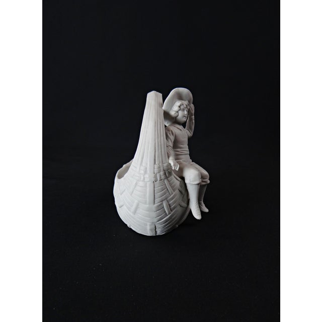 Cream 19th Century White Biscuit Porcelain Basket with a Seated Child Decoration For Sale - Image 8 of 16