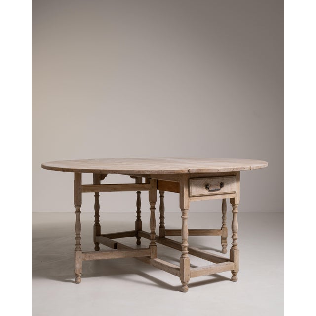 Oak Drop-Leaf Table, Antique, United Kingdom, Early 20th Century For Sale - Image 14 of 16
