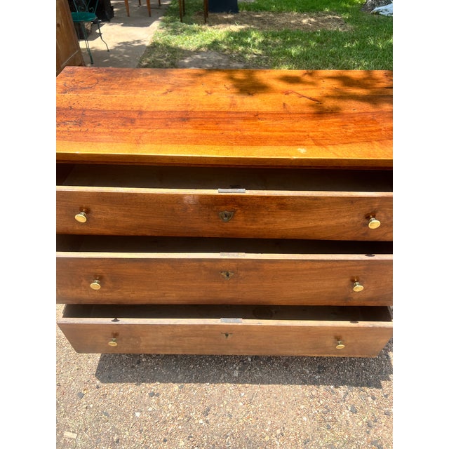 Louis Philippe French 19th Century Louis Philippe Solid Walnut Chest of Drawers / Commode For Sale - Image 4 of 12