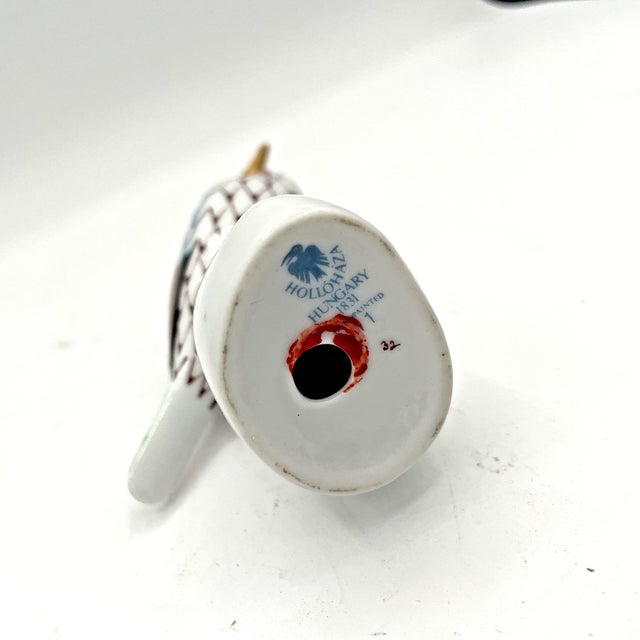 Vintage Hollohaza Hungary Fishnet Porcelain Bird Figurine For Sale - Image 4 of 5