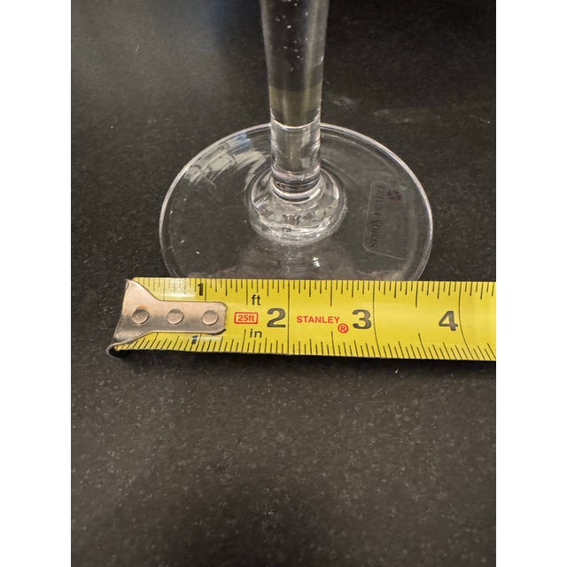 With a large, round bowl, elegant stem, and stable base, the Woodstock Balloon glass exemplifies the essence of Simon...