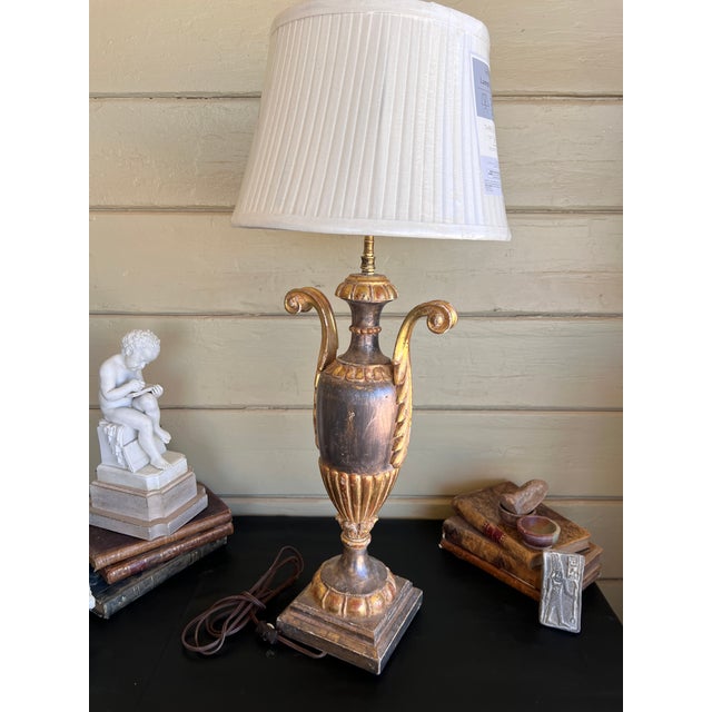 Silver Fine Antique Italian Neoclassical Giltwood & Silver Leaf Carved Urn Table Lamp For Sale - Image 8 of 12