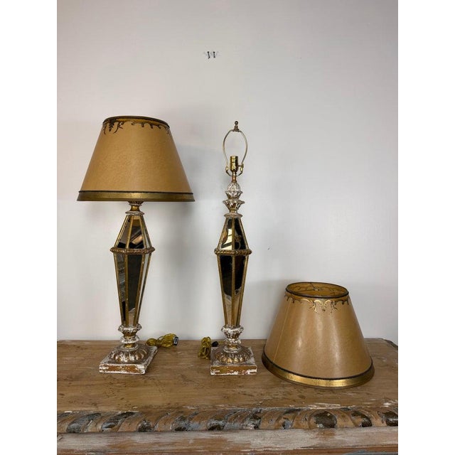 Hollywood Regency Vintage Italian Mirrored Obelisk Table Lamps, Giltwood, 1940s-50s - a Pair For Sale - Image 3 of 18