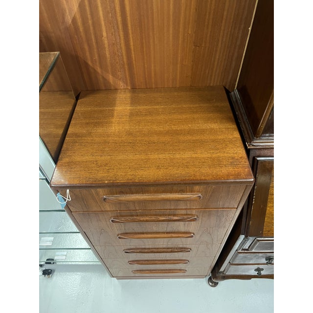 Vintage Chest of Drawers from G-Plan, 1960s For Sale - Image 10 of 11
