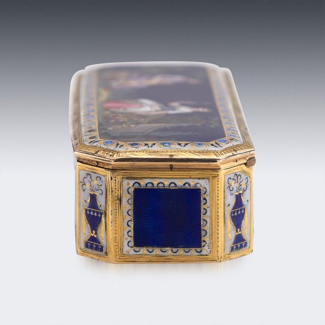 Blue Antique German 18k Gold and Enamel Snuff Box, 1820 For Sale - Image 8 of 18