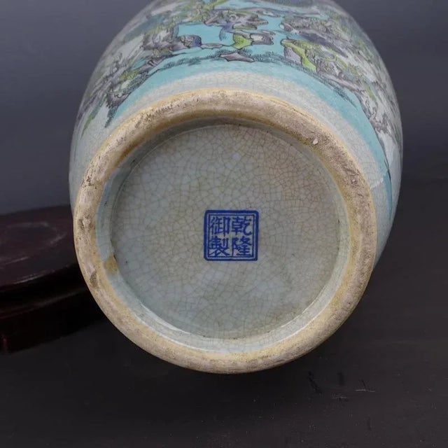 Chinese Vintage Porcelain Vase Qing Dynasty Qianlong Marked Crackle Glaze Famille Verte Porcelain Vase Hand Painted Flowers and Birds Pattern For Sale - Image 4 of 8