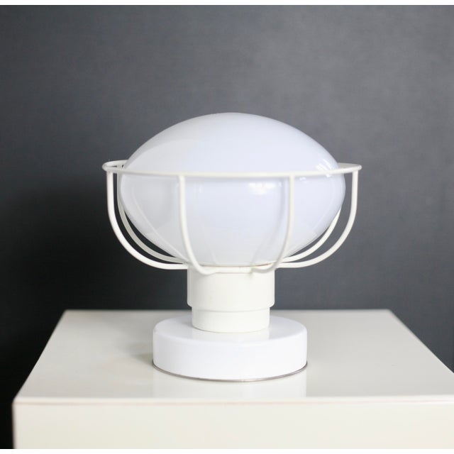White Lacquered Metal and Glass Globe Lamp, 1980s For Sale - Image 3 of 10