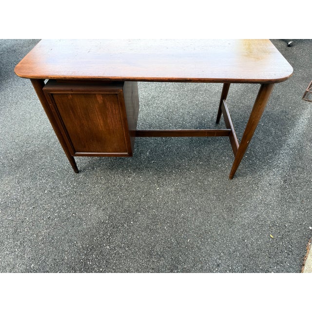 Wood 1950s Midcentury Boomerang-Top Floating Walnut Desk by American of Martinsville For Sale - Image 7 of 16