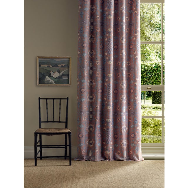 Wilton Weave named in honour of the Wilton Royal Carpet Factory in Wiltshire which once manufactured carpets for Morris &...