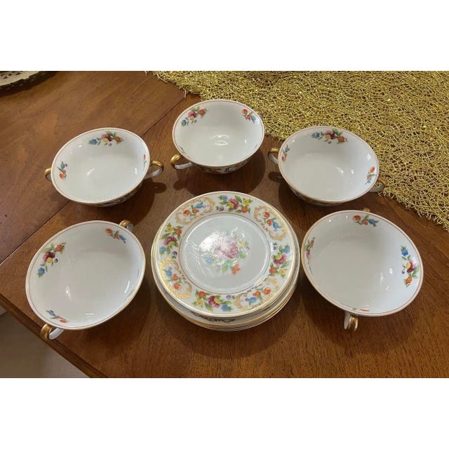 Up for consideration is a beautiful vintage Noritake floral ceramic plates and bowls. These would look lovely in your home...