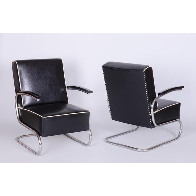 Made by Mücke Melder, an influential modernist furniture manufacturer specializing in tubular steel designs. According to...