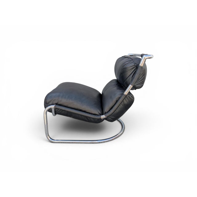 Mid-Century Modern Italian Living Room Chair in Black Leather and Tubular Steel, 1970s For Sale - Image 3 of 8