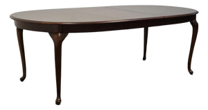 Thomasville Furniture Collectors Cherry Collection 88" Oval Dining Table 10121-752