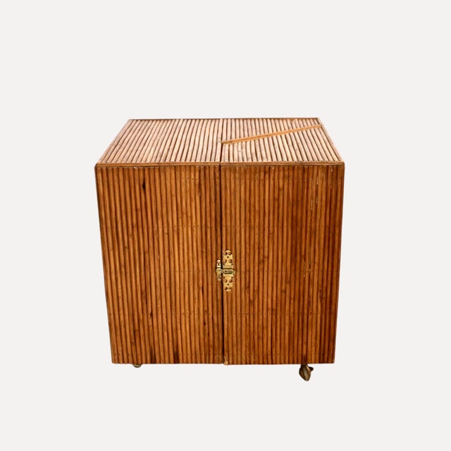Brown Corner Rattan Bar with Triangular Patterned Top, Brass Hardware and Casters and Wooden Interior with Shelves, Italy, 1970s For Sale - Image 8 of 10