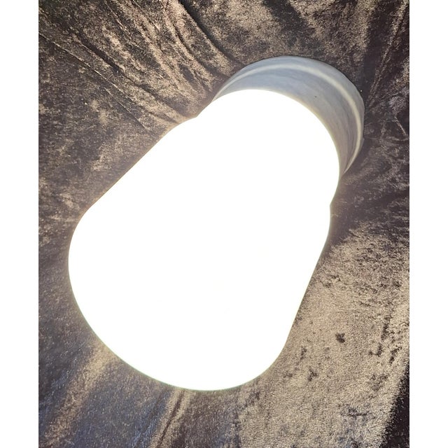 1930s Art Deco Wall Lamp with Opaque White Stepped Glass Shade in a Porcelain Mount, 1930s For Sale - Image 5 of 9
