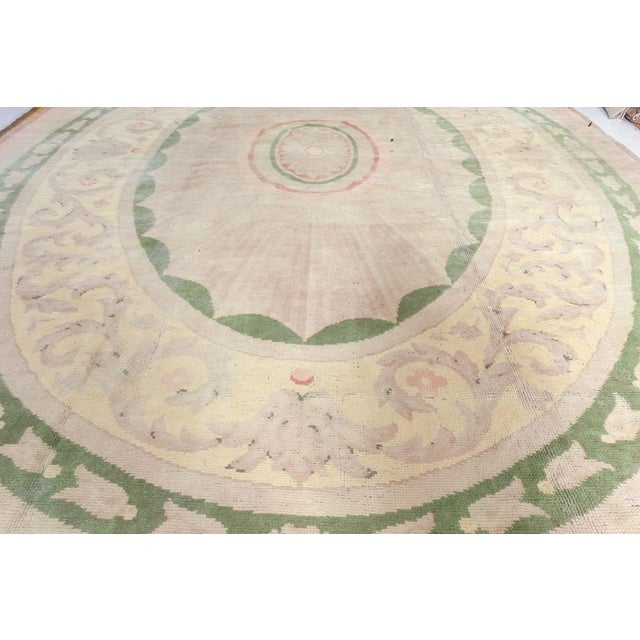 Early 20th Century 1920s French Savonnerie Rug in Neoclassical Style For Sale - Image 5 of 8