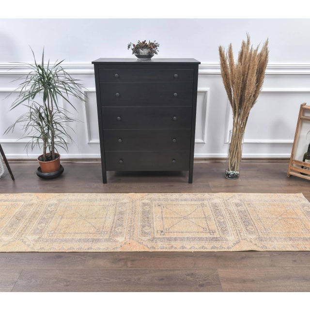 Traditional 1970s Turkish Oushak Wool Runner Rug For Sale - Image 3 of 8