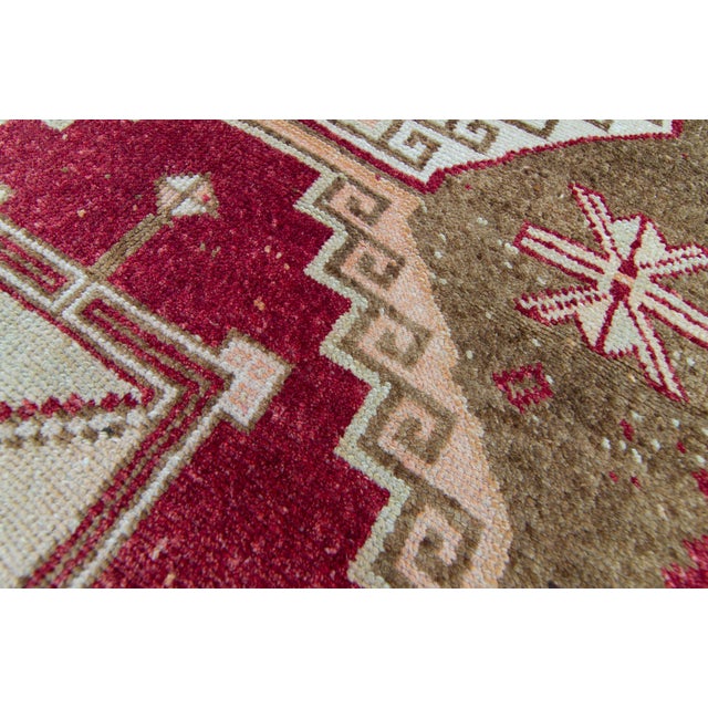 House of Séance - 1960s Vintage Malatya Red Brown Medallion Wool Hand-Knotted Runner - 3'5" X 12'2" For Sale - Image 4 of 11