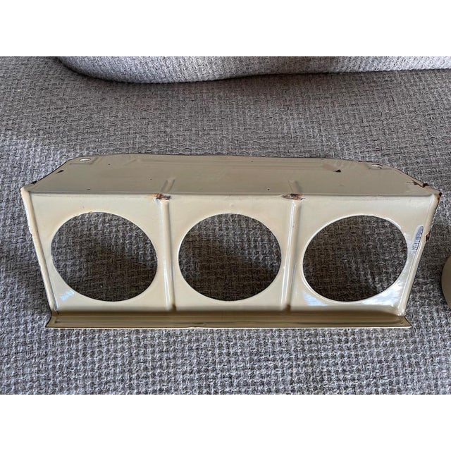 Enamel Sheet Soap Dish, Set of 4 For Sale - Image 6 of 7