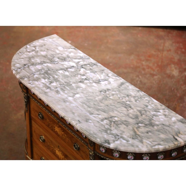 Mid-Century French Louis XVI Marquetry Marble-Top Commode À L’Anglaise For Sale - Image 4 of 12