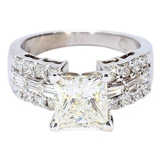 2ct Gia Certified Princess Cut Diamond Engagement Ring in 18k White Gold - Size 5 For Sale