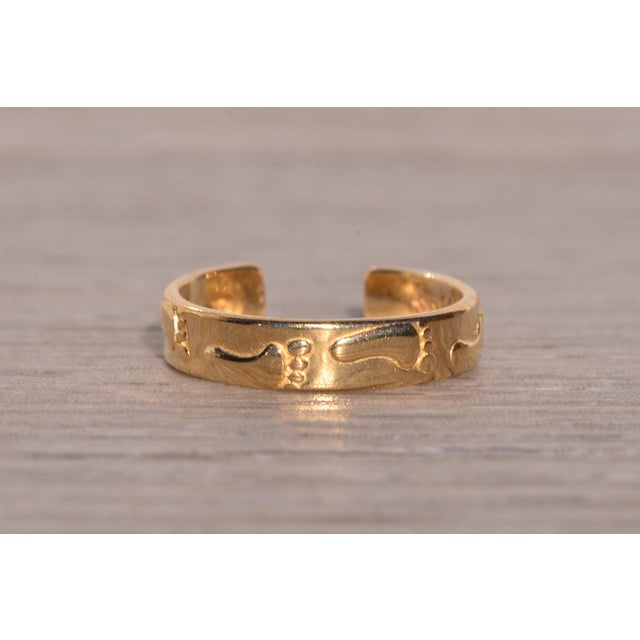 The Dronne: Yellow Gold Toe Ring For Sale In Philadelphia - Image 6 of 9