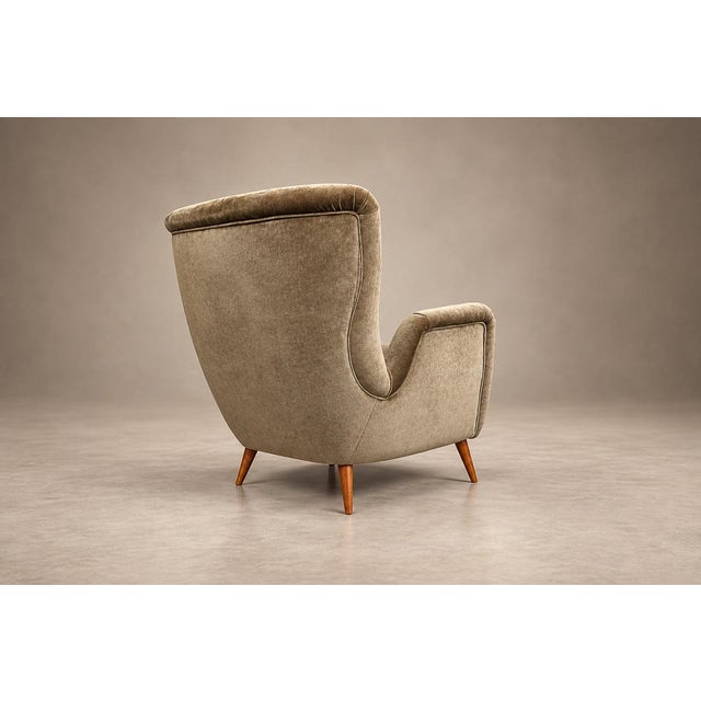 Brazilian Modern Armchair and Ottoman in Hardwood and Taupe Chenille by Carlo Hauner, Brazil, 1950s — Lot 353 For Sale - Image 18 of 18