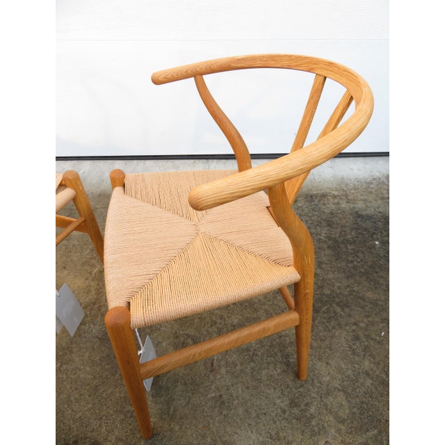 Danish Modern Hans Wegner Wishbone Chair Pair ~ Carl Hansen ~ Mid Century Accent or Dining For Sale - Image 11 of 18