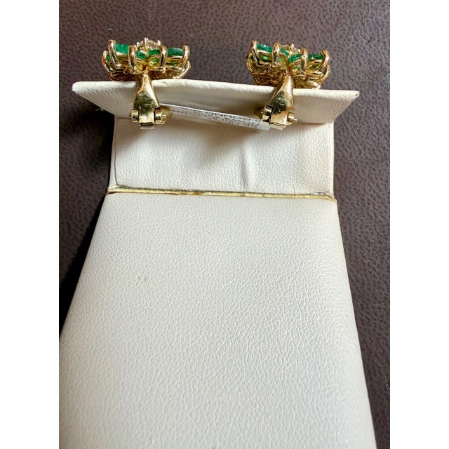 2.3Ct Natural Brazilin Marquise Emerald & 0.80 Ct Diamond Clip on Earring 18 KYG For Sale In New York - Image 6 of 18