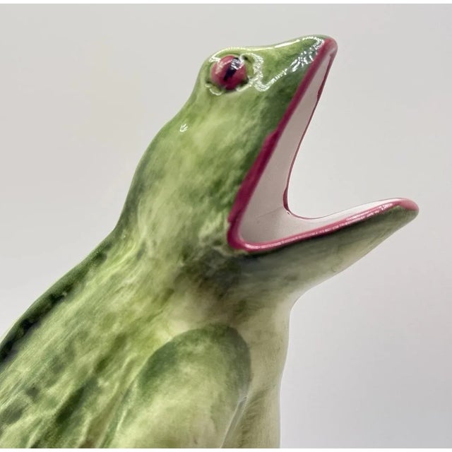 There’s something absolutely mesmerizing about ceramic majolica pieces from the Vietri company. A collective formed in the...